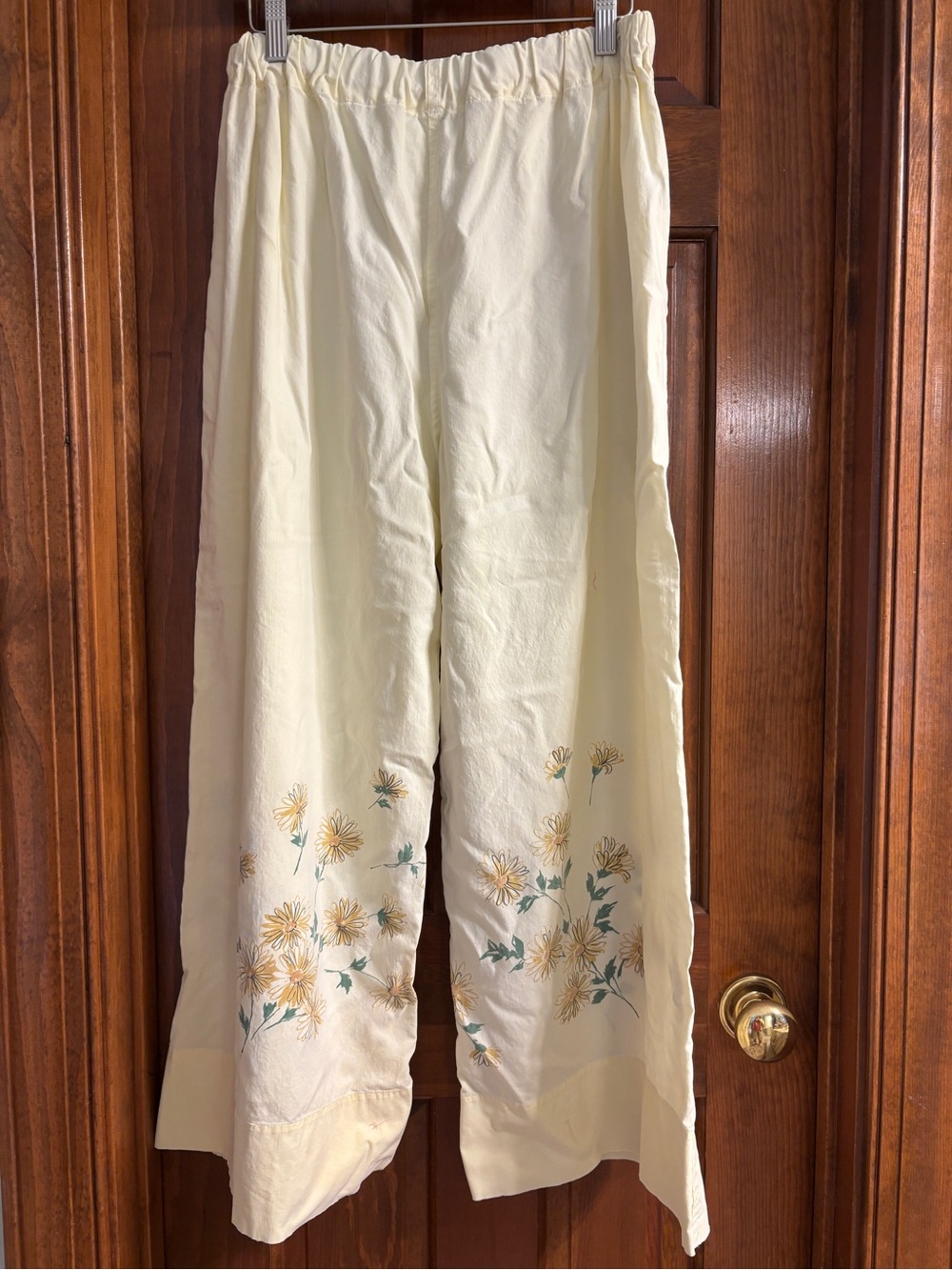 Wide leg pants made from vintage sheet